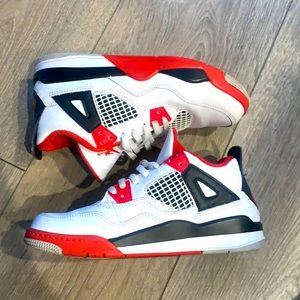 Jordan 4 Retro